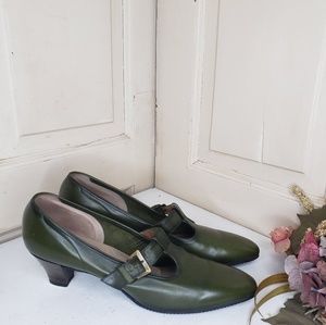 Vintage Ramblers Florsheim Heels